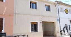 Spain Get your residency! house great location, need renovation 007005