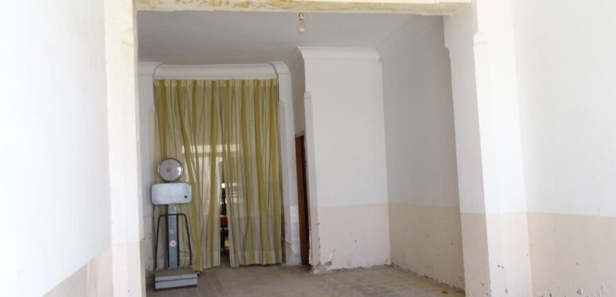 Spain Get your residency! house great location, need renovation 007005