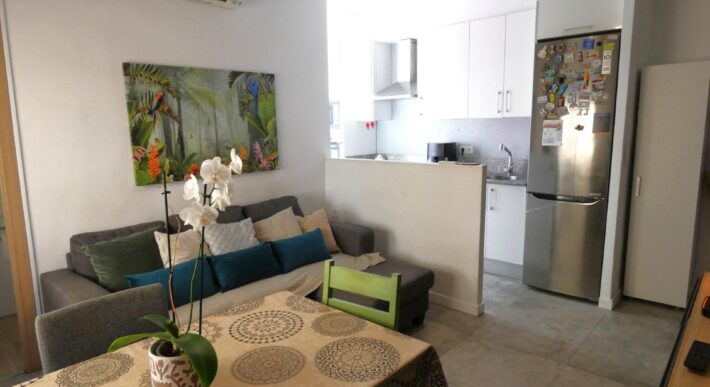 Spain Get your residency! renovated apartment near beach PR-00351