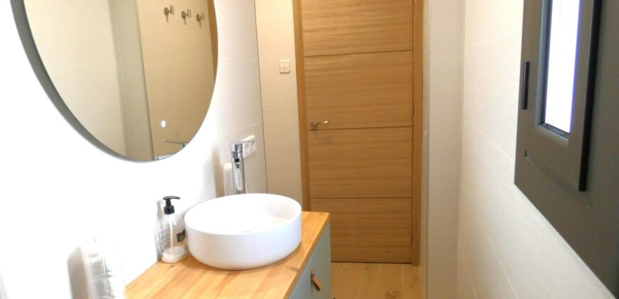 Spain Get your residency! renovated apartment near beach PR-00351