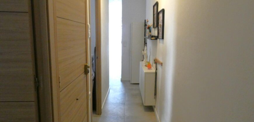 Spain Get your residency! renovated apartment near beach PR-00351