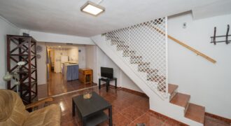 Spain Get your residency! terraced house in a central area 006615