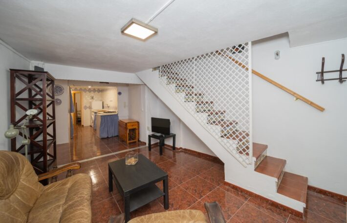 Spain Get your residency! terraced house in a central area 006615