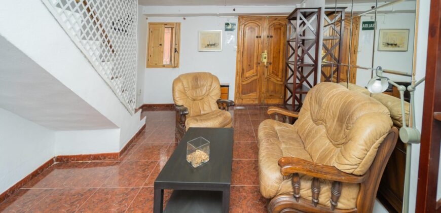 Spain Get your residency! terraced house in a central area 006615