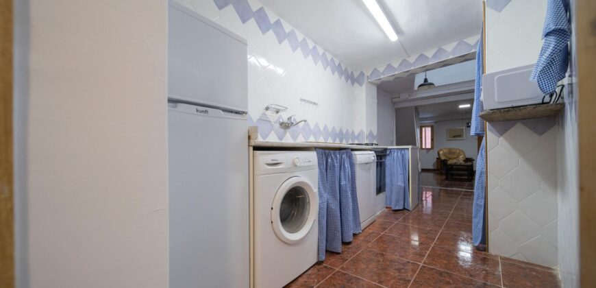 Spain Get your residency! terraced house in a central area 006615