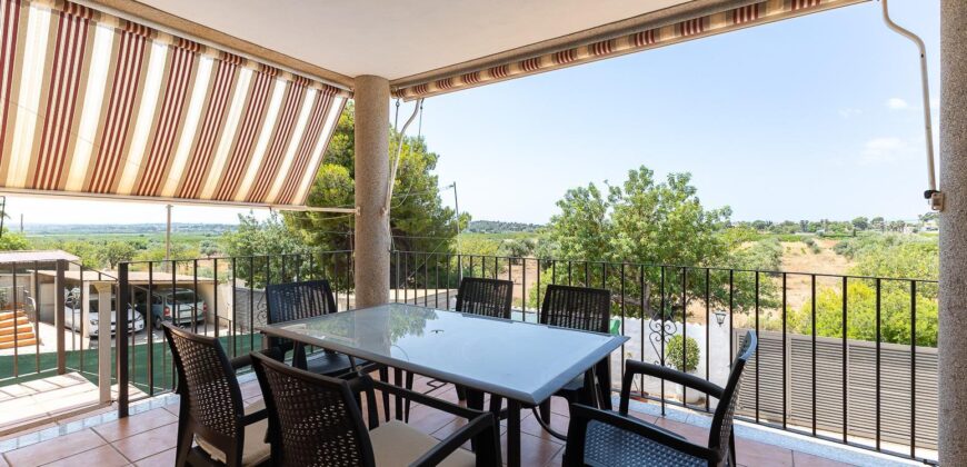 Spain Get your residency! villa with pool and garden in a quiet area #006955