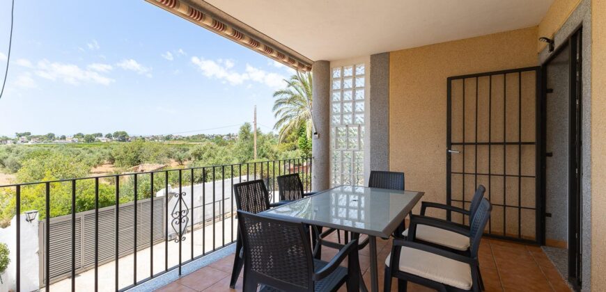 Spain Get your residency! villa with pool and garden in a quiet area #006955
