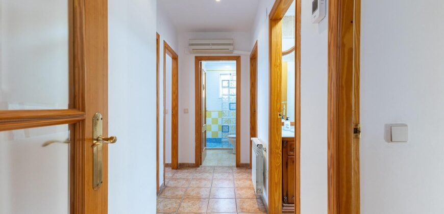 Spain Get your residency! villa with pool and garden in a quiet area #006955
