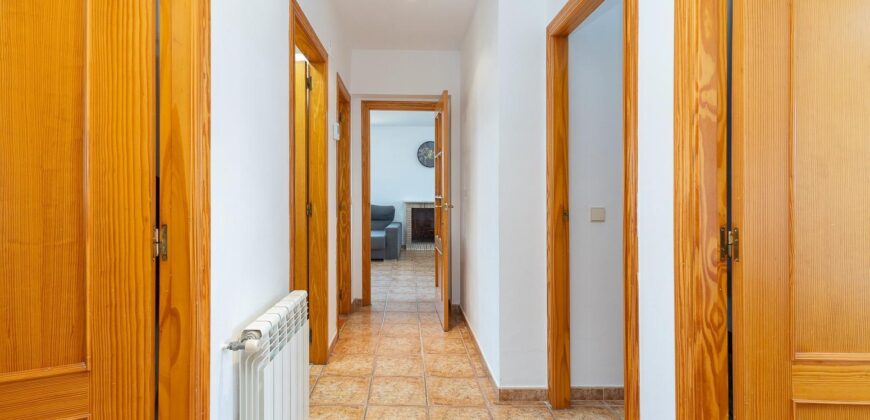 Spain Get your residency! villa with pool and garden in a quiet area #006955