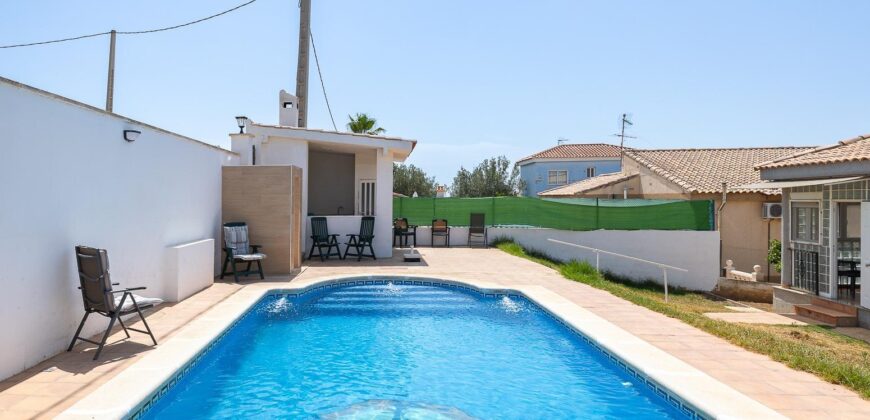 Spain Get your residency! villa with pool and garden in a quiet area #006955