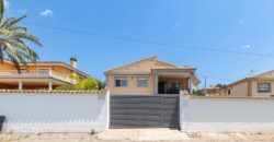 Spain Get your residency! villa with pool and garden in a quiet area #006955