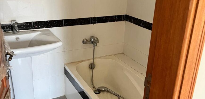 Spacious apartment 235 sqm for sale in Haouch El Omara Stargate Area #6646