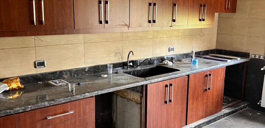 Spacious apartment 235 sqm for sale in Haouch El Omara Stargate Area #6646