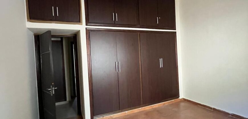 maalaka spacious apartment 250 sqm for rent #6677