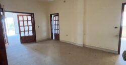 madine el sinayia apartment 220 sqm for sale need renovation, main road #6650