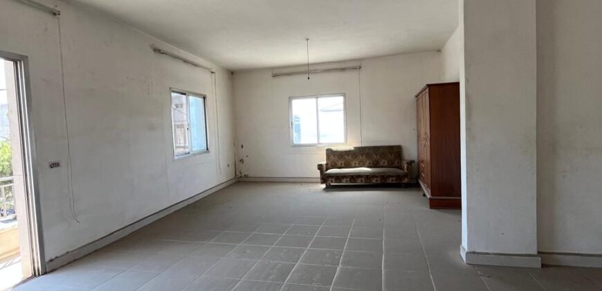 madine el sinayia apartment 220 sqm for sale need renovation, main road #6650