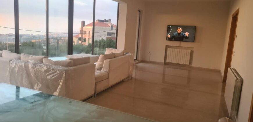 Mtayleb luxury apartment 210 sqm + 70 sqm garden in a new building #6656