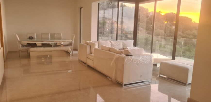 Mtayleb luxury apartment 210 sqm + 70 sqm garden in a new building #6656