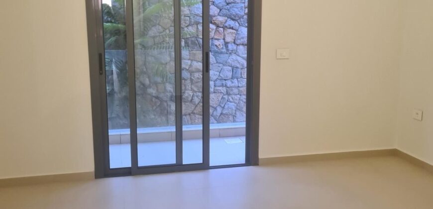 Mtayleb luxury apartment 210 sqm + 70 sqm garden in a new building #6656
