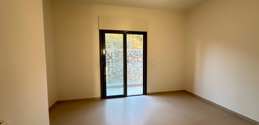 Mtayleb luxury apartment 210 sqm + 70 sqm garden in a new building #6656