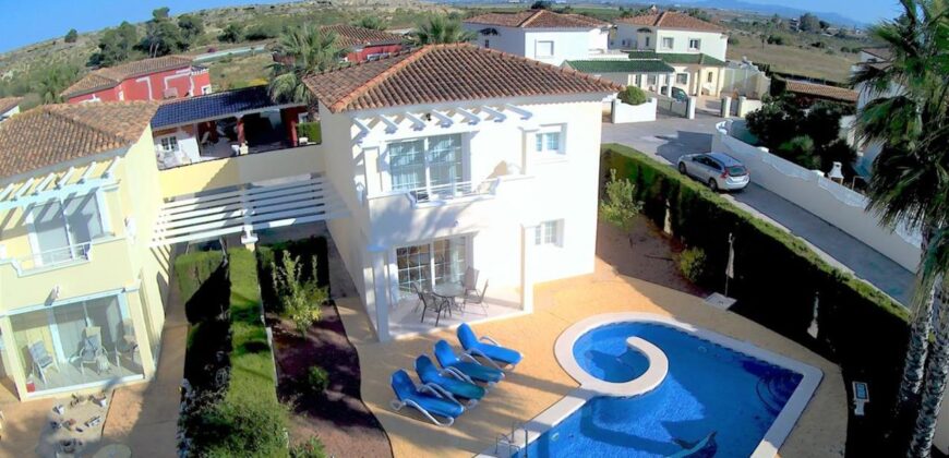 Spain Get your residency! villa with exceptional Plot and large pool SVM738695
