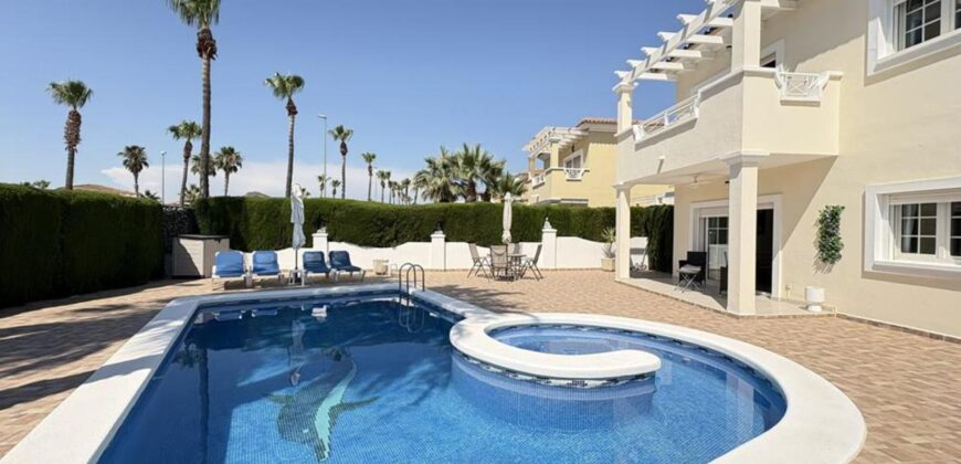 Spain Get your residency! villa with exceptional Plot and large pool SVM738695