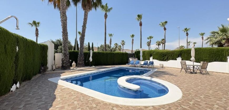 Spain Get your residency! villa with exceptional Plot and large pool SVM738695