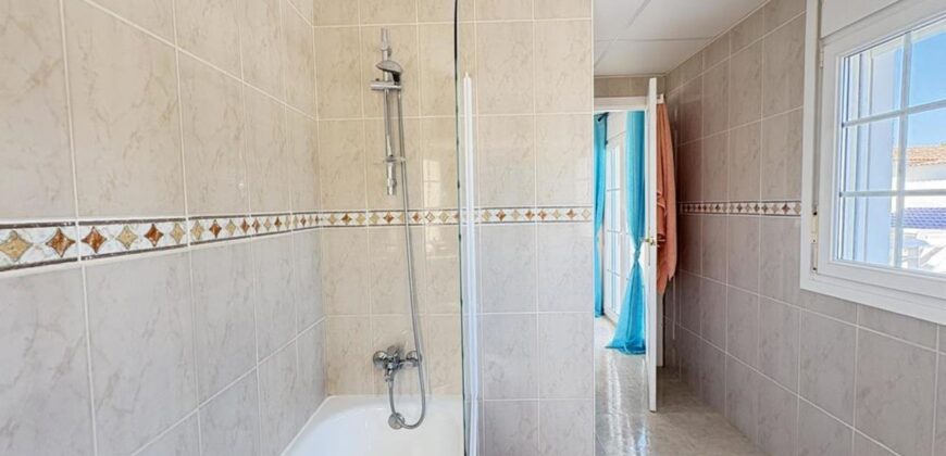 Spain Get your residency! villa with exceptional Plot and large pool SVM738695