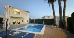 Spain Get your residency! villa with exceptional Plot and large pool SVM738695