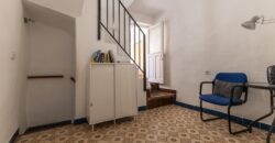 Spain Get your residency! house nice location, need renovation 007615