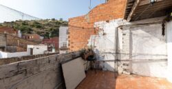 Spain Get your residency! house nice location, need renovation 007615