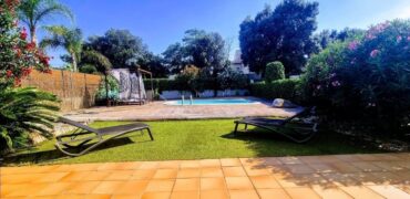 Spain Get your residency! villa with pool & garden prime location PR-00362