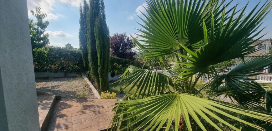 Spain Get your residency! villa with pool & garden prime location PR-00362