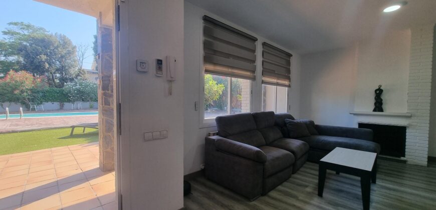 Spain Get your residency! villa with pool & garden prime location PR-00362