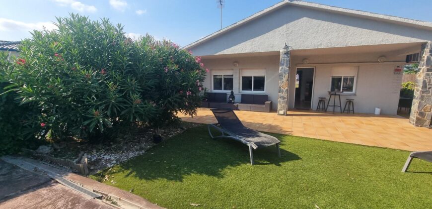 Spain Get your residency! villa with pool & garden prime location PR-00362