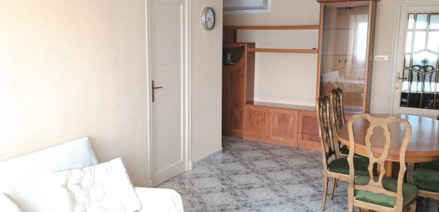 Spain Get your residency! apartment 100 meters from beach & marina 007345