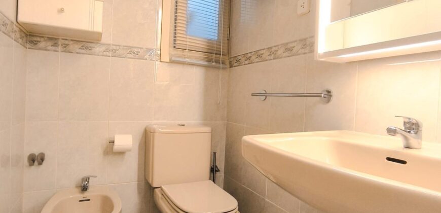 Spain Get your residency! apartment 100 meters from beach & marina 007345