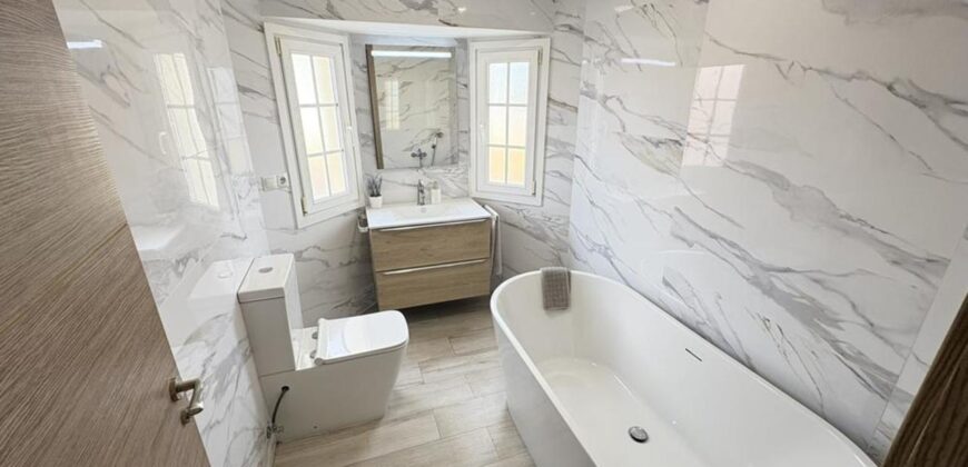 Spain Get your residency! renovated villa in the prestigious resort SVM740457