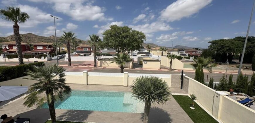 Spain Get your residency! renovated villa in the prestigious resort SVM740457