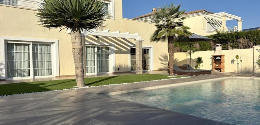 Spain Get your residency! renovated villa in the prestigious resort SVM740457
