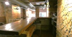 Barcelona restaurant for sale located on a busy pedestrian street PR-00371