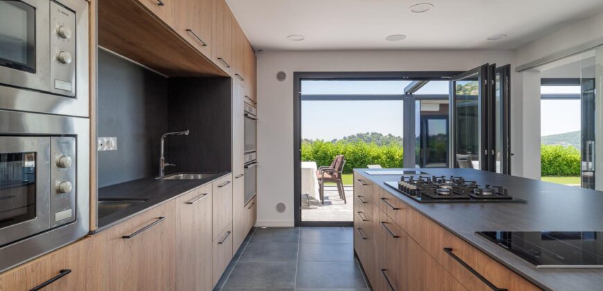 Spain Get your residency! luxury villa in a privileged natural setting PR-00357