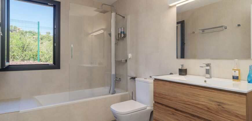 Spain Get your residency! luxury villa in a privileged natural setting PR-00357