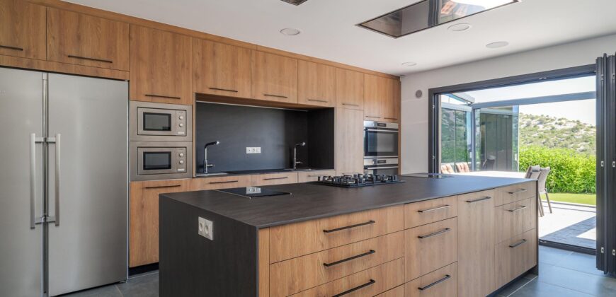 Spain Get your residency! luxury villa in a privileged natural setting PR-00357