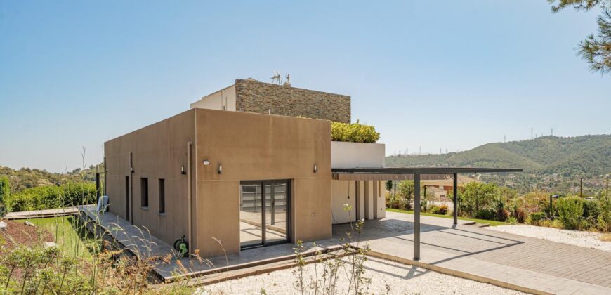 Spain Get your residency! luxury villa in a privileged natural setting PR-00357