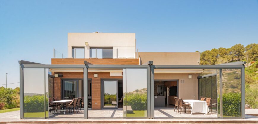 Spain Get your residency! luxury villa in a privileged natural setting PR-00357