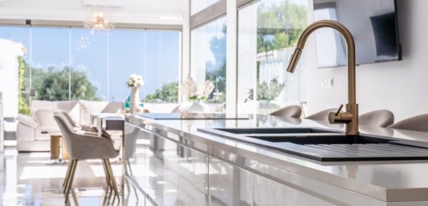 Spain Get your residency! luxurious villa fully renovated with pool SVM740105
