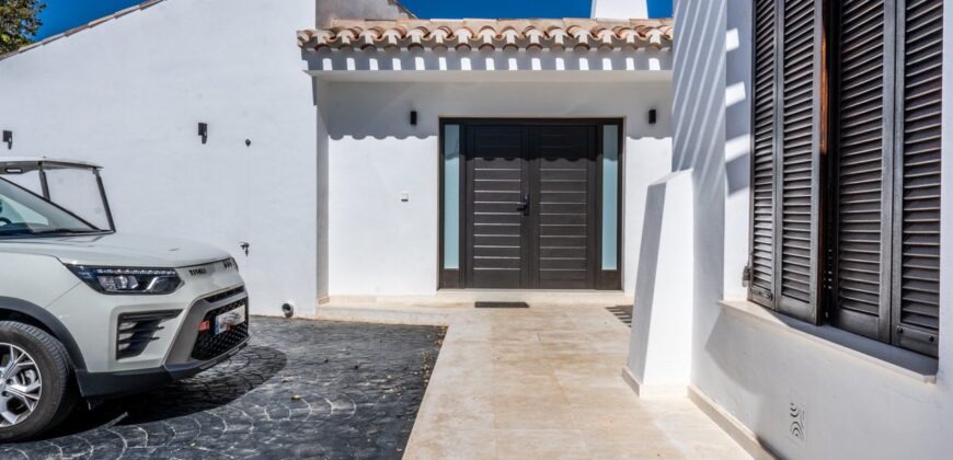 Spain Get your residency! luxurious villa fully renovated with pool SVM740105