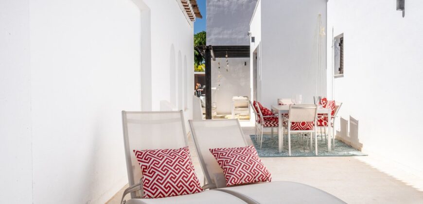 Spain Get your residency! luxurious villa fully renovated with pool SVM740105