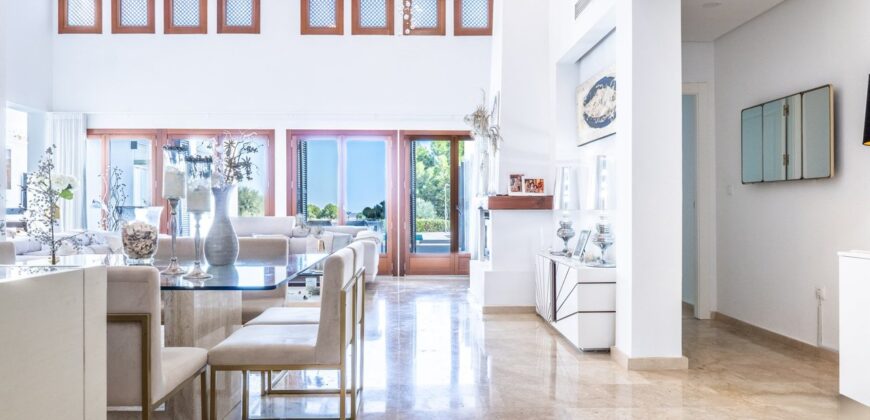 Spain Get your residency! luxurious villa fully renovated with pool SVM740105